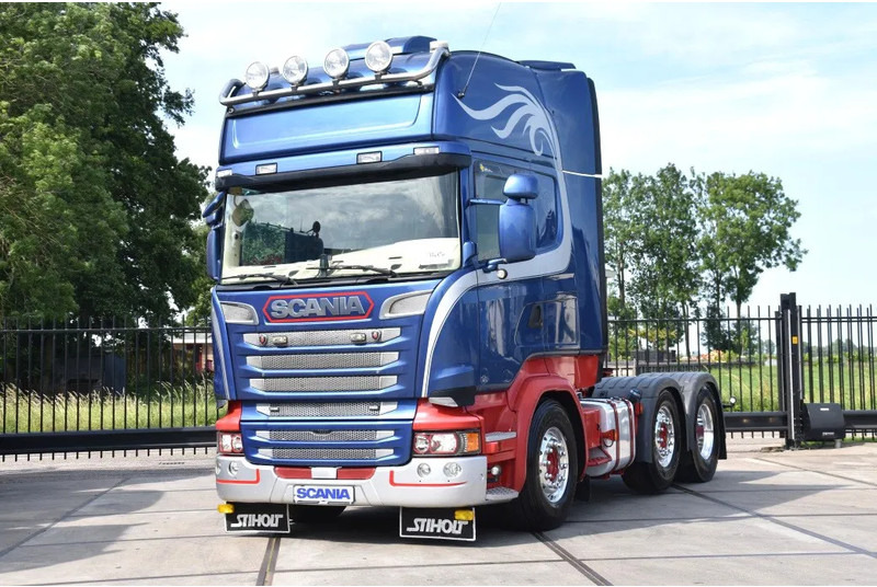 Scania R520 V8 TL 6x2/4MNB - RETARDER - FULL AIR - PARK. AIRCO - 2 x FUEL TANKS - ALCOA DURA BRIGHT - GOOD CONDITION - - Тягач: фото 2 Scania R520 V8 TL 6x2/4MNB - RETARDER - FULL AIR - PARK. AIRCO - 2 x FUEL TANKS - ALCOA DURA BRIGHT - GOOD CONDITION - - Тягач: фото 2