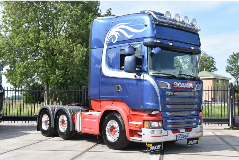 Scania R520 V8 TL 6x2/4MNB - RETARDER - FULL AIR - PARK. AIRCO - 2 x FUEL TANKS - ALCOA DURA BRIGHT - GOOD CONDITION - - Тягач: фото 1 Scania R520 V8 TL 6x2/4MNB - RETARDER - FULL AIR - PARK. AIRCO - 2 x FUEL TANKS - ALCOA DURA BRIGHT - GOOD CONDITION - - Тягач: фото 1