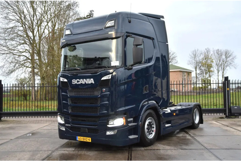 Scania S450 NGS 4x2NB - FULL AIR - 674 TKM - RETARDER - PARK. AIRCO - NAVI - 2 x FUEL TANKS - LED - - Тягач: фото 2 Scania S450 NGS 4x2NB - FULL AIR - 674 TKM - RETARDER - PARK. AIRCO - NAVI - 2 x FUEL TANKS - LED - - Тягач: фото 2