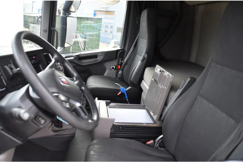 Scania S450 NGS 4x2NB - FULL AIR - 858 TKM - RETARDER - PARK. AIRCO - 2 x FUEL TANKS - TOP CONDITION - - Тягач: фото 5 Scania S450 NGS 4x2NB - FULL AIR - 858 TKM - RETARDER - PARK. AIRCO - 2 x FUEL TANKS - TOP CONDITION - - Тягач: фото 5