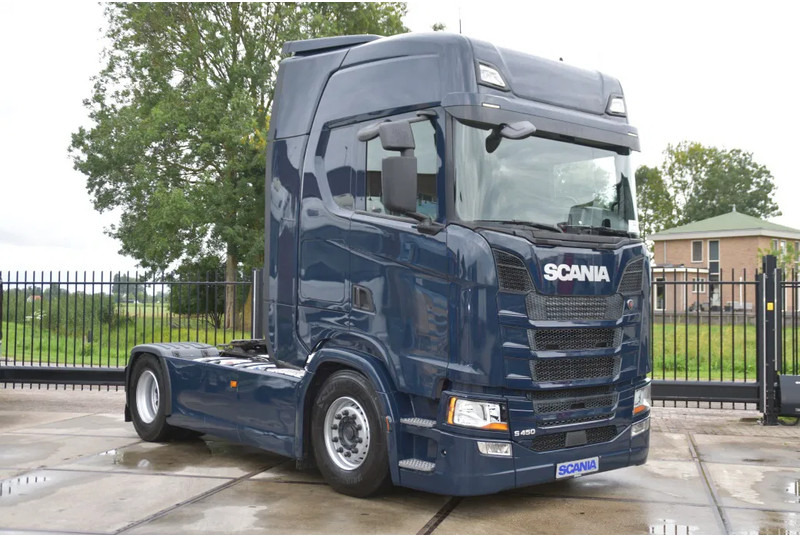 Scania S450 NGS 4x2NB - FULL AIR - RETARDER - ACC - PARK. AIRCO - 2 x FUEL TANKS - TOP CONDITION - - Тягач: фото 1 Scania S450 NGS 4x2NB - FULL AIR - RETARDER - ACC - PARK. AIRCO - 2 x FUEL TANKS - TOP CONDITION - - Тягач: фото 1