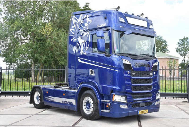 Scania S500 NGS 4x2NB - RETARDER - FULL AIR - PARK. AIRCO - LEATHER SEATS - 2 x FUEL TANKS - ALCOA'S - LED LIGHTS - - Тягач: фото 1 Scania S500 NGS 4x2NB - RETARDER - FULL AIR - PARK. AIRCO - LEATHER SEATS - 2 x FUEL TANKS - ALCOA'S - LED LIGHTS - - Тягач: фото 1
