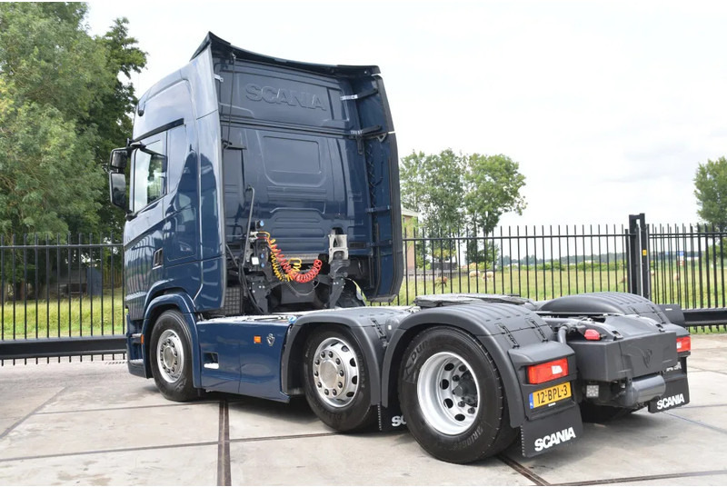Scania S520 V8 NGS 6x2/4NB - RETARDER - FULL AIR - PARK. AIRCO - ACC - 2 x FUEL TANKS - LED LIGHTS - TOP CONDITION - - Тягач: фото 3 Scania S520 V8 NGS 6x2/4NB - RETARDER - FULL AIR - PARK. AIRCO - ACC - 2 x FUEL TANKS - LED LIGHTS - TOP CONDITION - - Тягач: фото 3