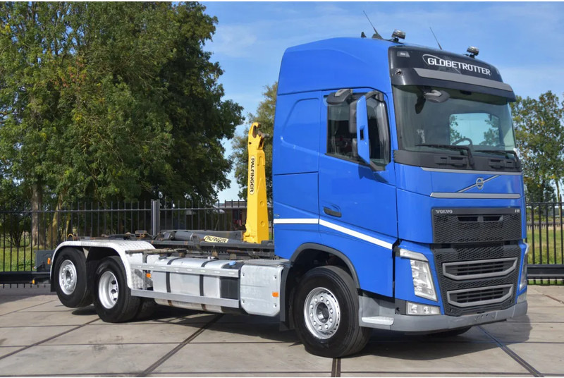 Volvo FH 460 6x2*4 - PALFINGER HOOKLIFT - 841 TKM - PARK. AIRCO - WHEELBASE: 480 CM - PTO - TOP CONDITION - - Гаковий мультиліфт вантажівка: фото 2 Volvo FH 460 6x2*4 - PALFINGER HOOKLIFT - 841 TKM - PARK. AIRCO - WHEELBASE: 480 CM - PTO - TOP CONDITION - - Гаковий мультиліфт вантажівка: фото 2