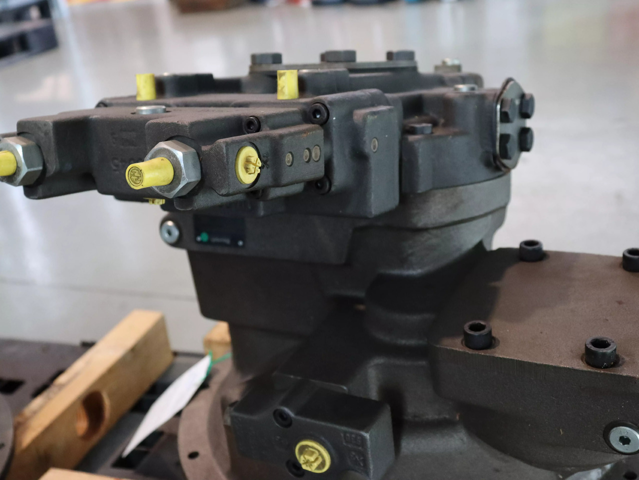 REXROTH A8VO107LA1KH1/63R1-NZG05F001 - Гідронасос в категорії Вантажно-розвантажувальна техніка: фото 1 REXROTH A8VO107LA1KH1/63R1-NZG05F001 - Гідронасос в категорії Вантажно-розвантажувальна техніка: фото 1