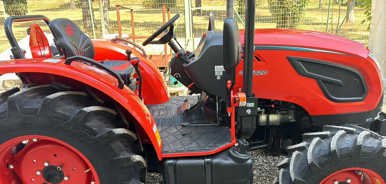 Kioti - Трактор: фото 3 Kioti - Трактор: фото 3