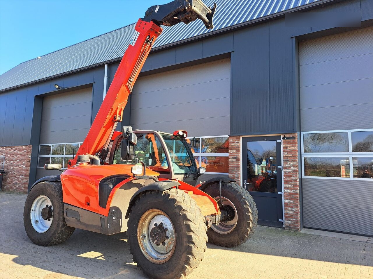 Навантажувач телескопічний Manitou MLT735 120ps: фото 10