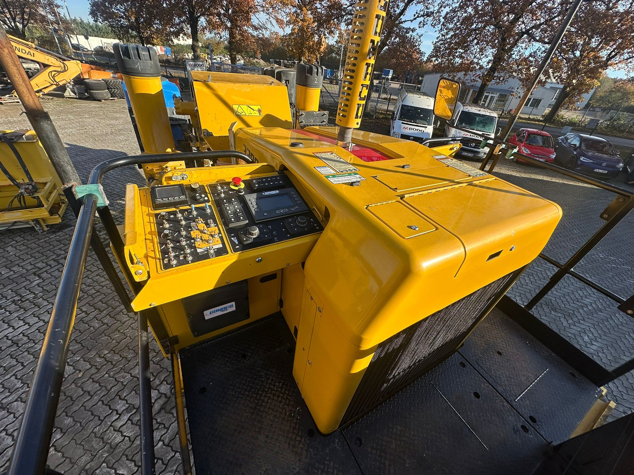 GOMACO 3300 - Бетоноукладач: фото 5 GOMACO 3300 - Бетоноукладач: фото 5