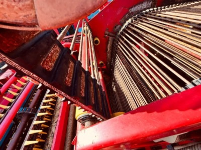 Grimme MAXTRON 620 - Комбайн: фото 5 Grimme MAXTRON 620 - Комбайн: фото 5