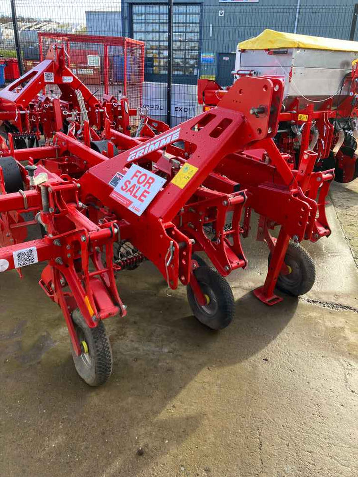 Grimme Grimme GH2, Weeder, Row Re-Former - Комбайн: фото 1 Grimme Grimme GH2, Weeder, Row Re-Former - Комбайн: фото 1