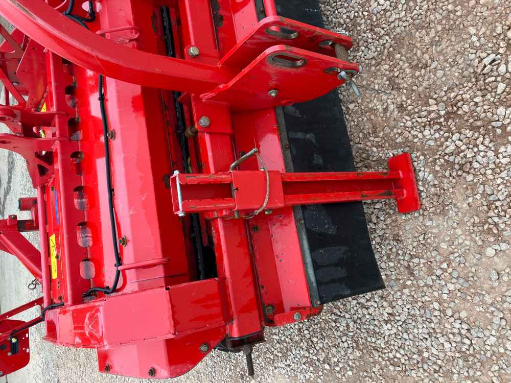 Grimme Grimme HT 210 Front Mounted Self-Propelled Topper - Комбайн: фото 4 Grimme Grimme HT 210 Front Mounted Self-Propelled Topper - Комбайн: фото 4