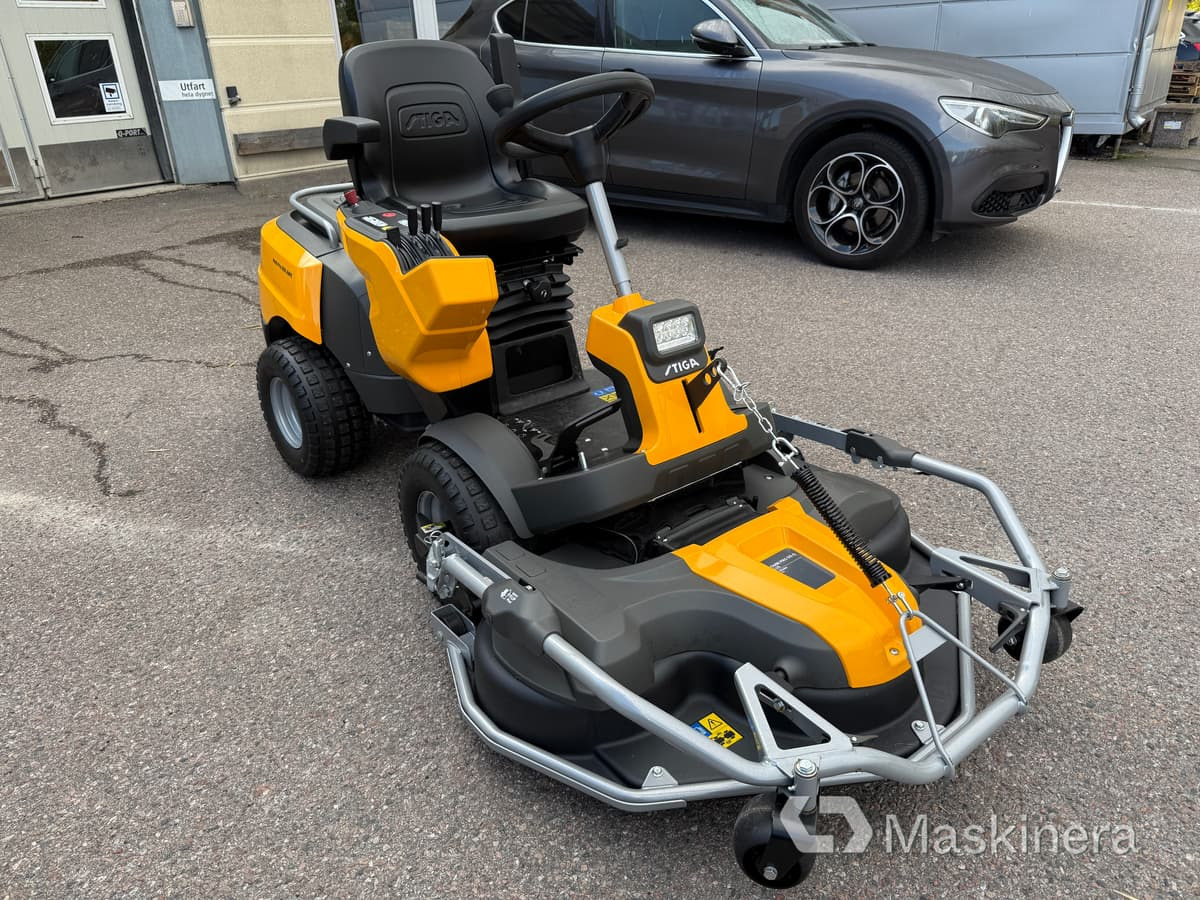Åkgräsklippare Stiga Park Pro 900 AWX ink Klippaggregat & Snöslunga - Газонокосарка: фото 3 Åkgräsklippare Stiga Park Pro 900 AWX ink Klippaggregat & Snöslunga - Газонокосарка: фото 3