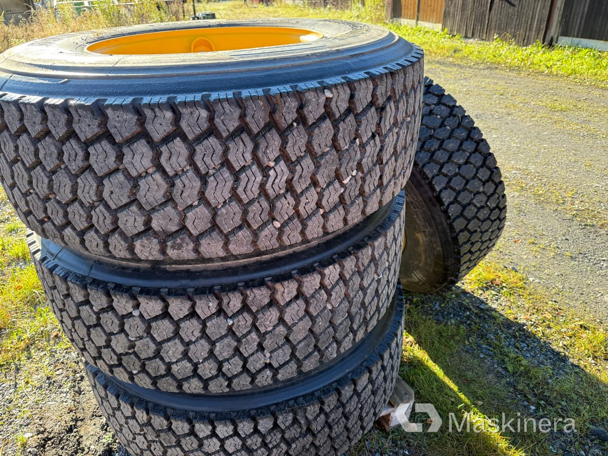 Bridgestone M788 Entreprenaddäck på fälg 385/65R22.5 - Колесо в категорії Будівельна техніка: фото 4 Bridgestone M788 Entreprenaddäck på fälg 385/65R22.5 - Колесо в категорії Будівельна техніка: фото 4