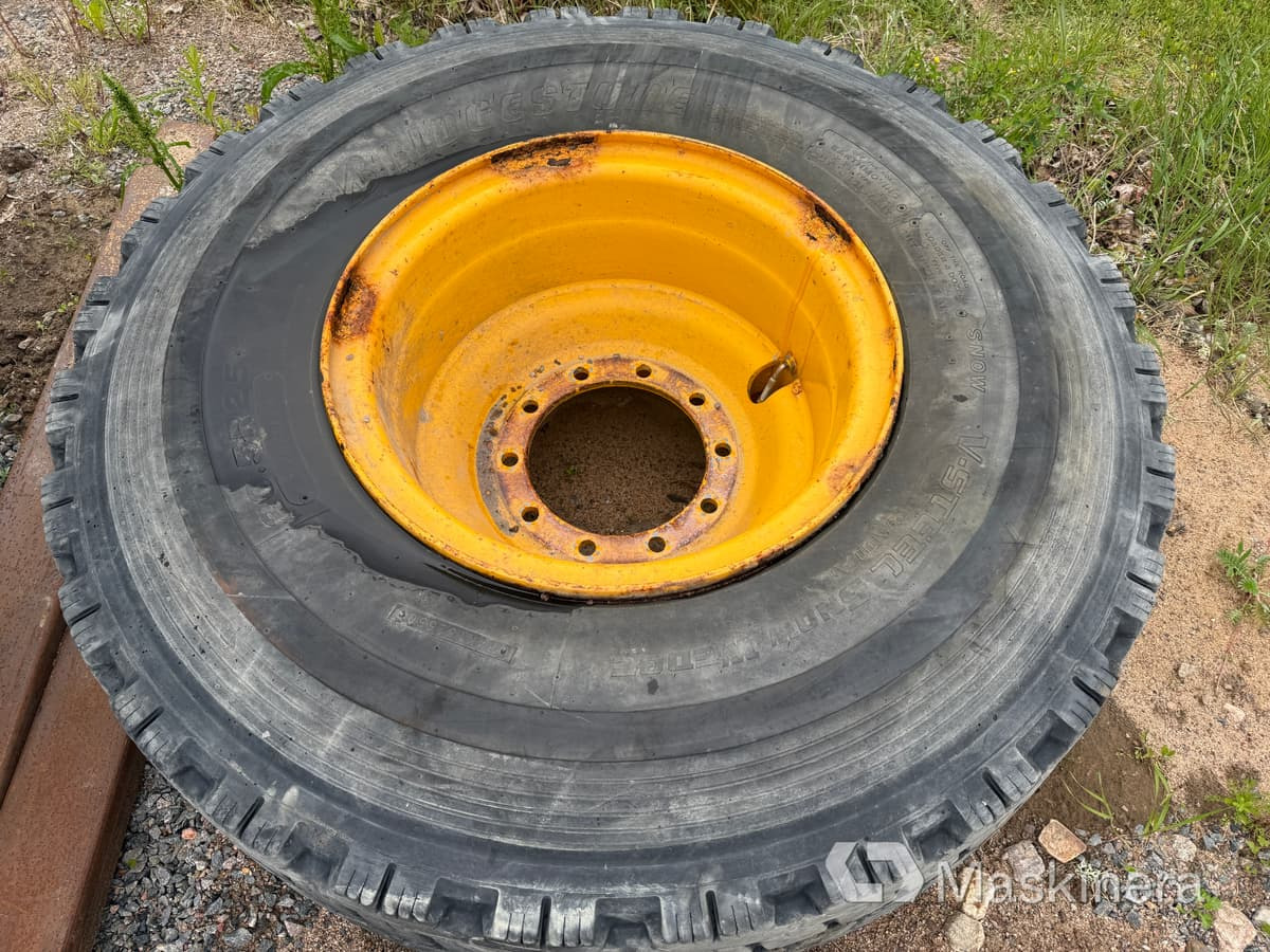 Bridgestone v steel snow 4 st entreprenad däck på fälg 20.5R25 - Колесо в категорії Будівельна техніка: фото 3 Bridgestone v steel snow 4 st entreprenad däck på fälg 20.5R25 - Колесо в категорії Будівельна техніка: фото 3