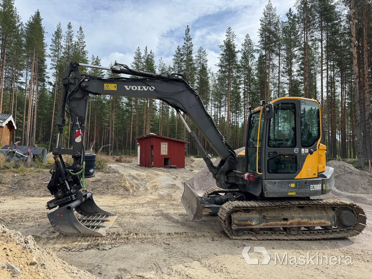 Grävmaskin Volvo ECR88D med tillbehör - Гусеничний екскаватор: фото 2 Grävmaskin Volvo ECR88D med tillbehör - Гусеничний екскаватор: фото 2