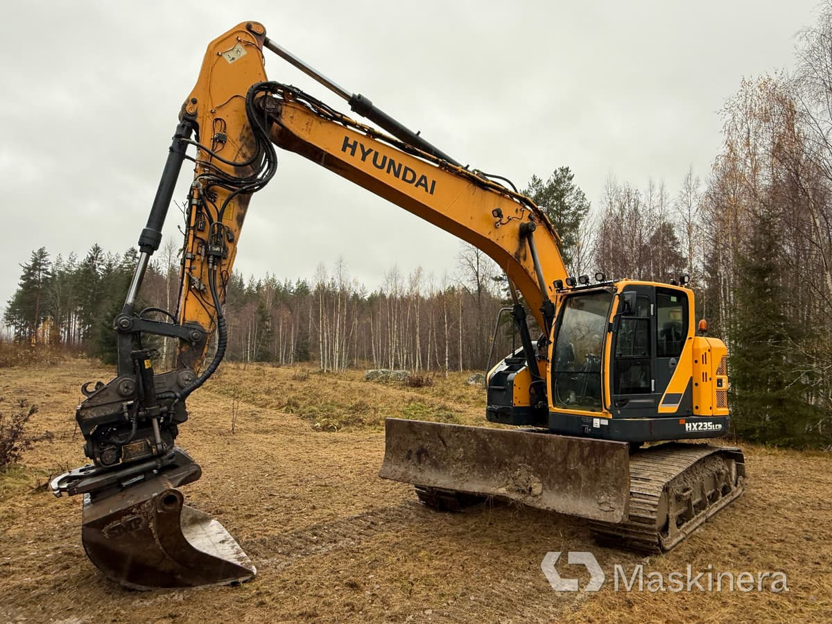 Grävmaskin Hyundai HX235LCR - Гусеничний екскаватор: фото 1 Grävmaskin Hyundai HX235LCR - Гусеничний екскаватор: фото 1