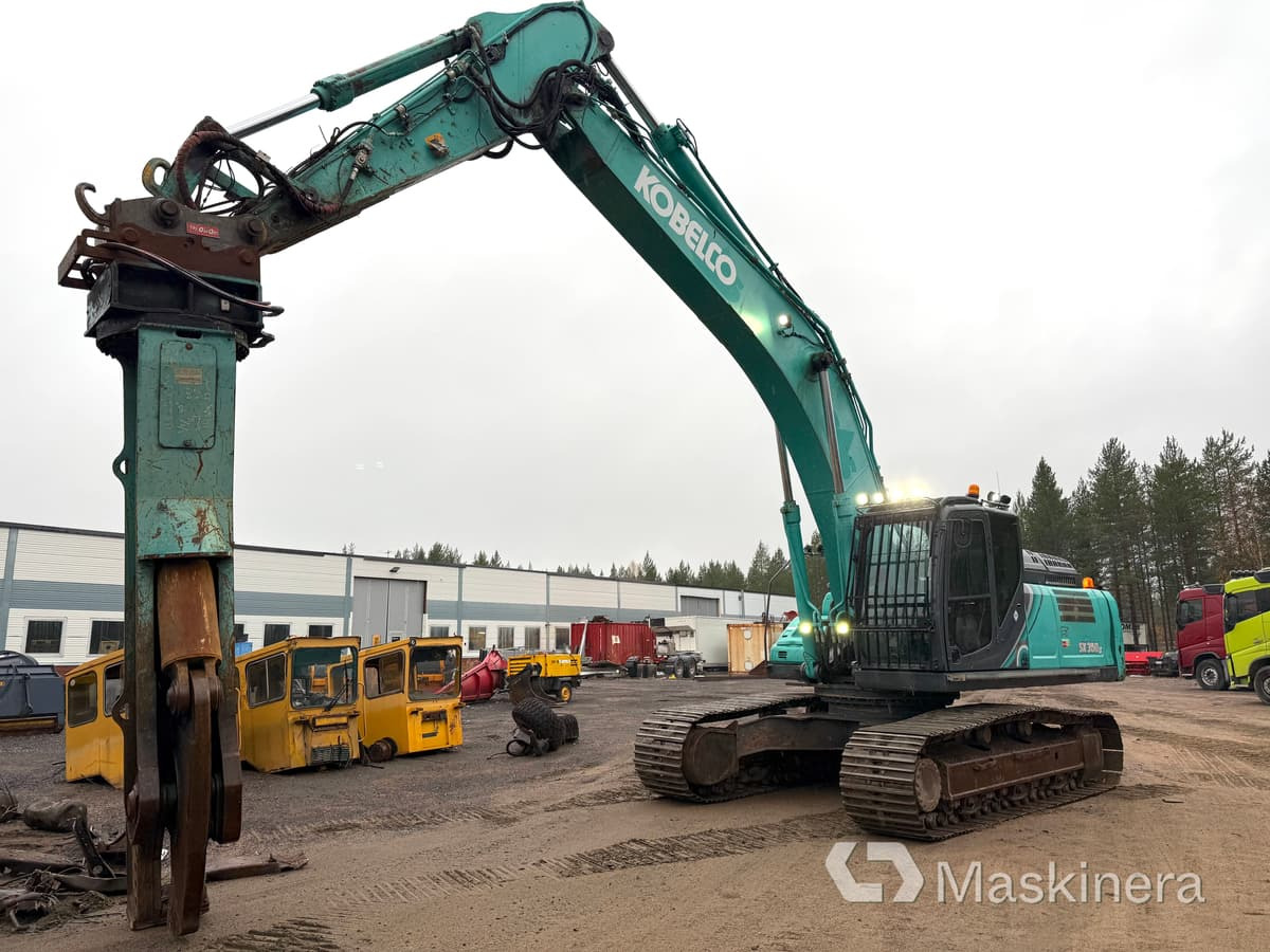 Grävmaskin Kobelco SK350LC-10 med stålsax - Гусеничний екскаватор: фото 1 Grävmaskin Kobelco SK350LC-10 med stålsax - Гусеничний екскаватор: фото 1