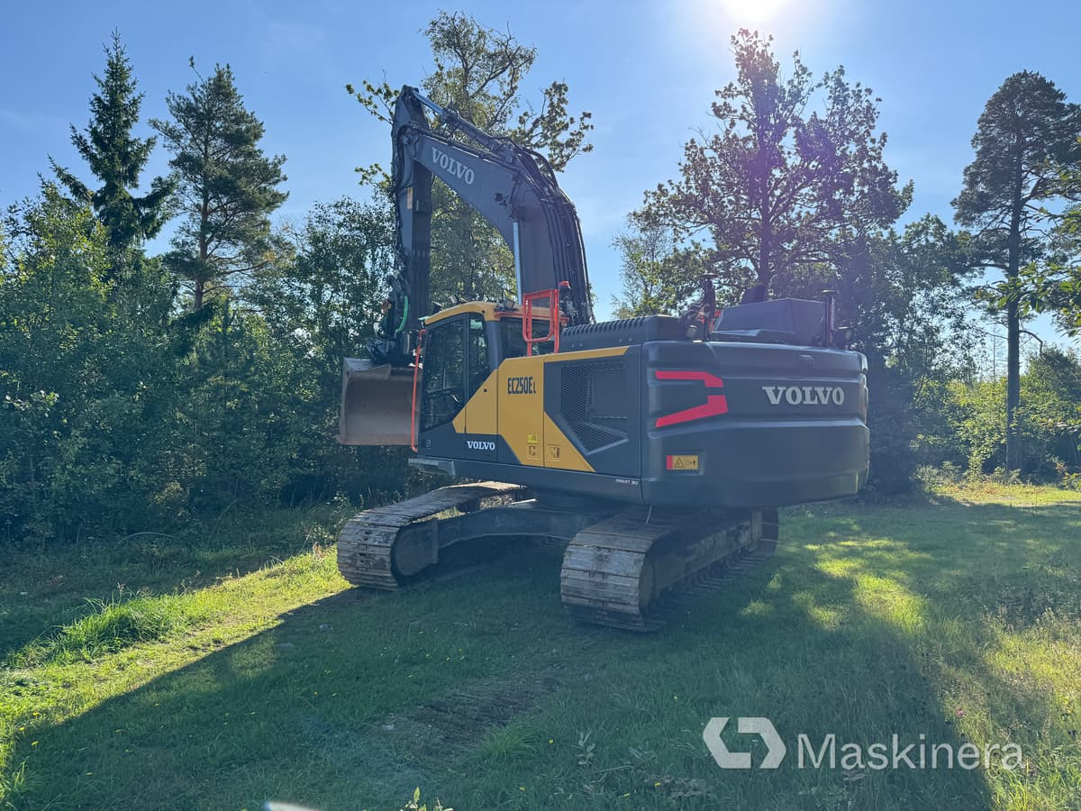 Grävmaskin Volvo EC250EL - Гусеничний екскаватор: фото 4 Grävmaskin Volvo EC250EL - Гусеничний екскаватор: фото 4