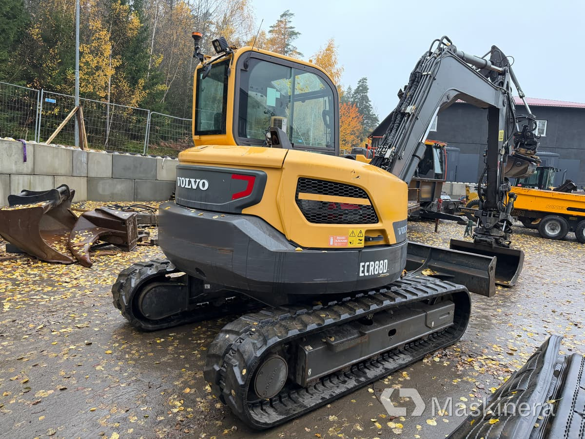 Grävmaskin Volvo ECR88D med tillbehör - Гусеничний екскаватор: фото 4 Grävmaskin Volvo ECR88D med tillbehör - Гусеничний екскаватор: фото 4