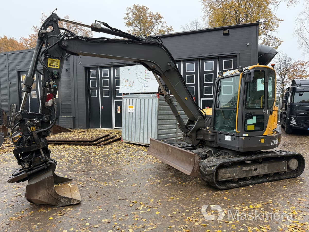 Grävmaskin Volvo ECR88D med tillbehör - Гусеничний екскаватор: фото 1 Grävmaskin Volvo ECR88D med tillbehör - Гусеничний екскаватор: фото 1