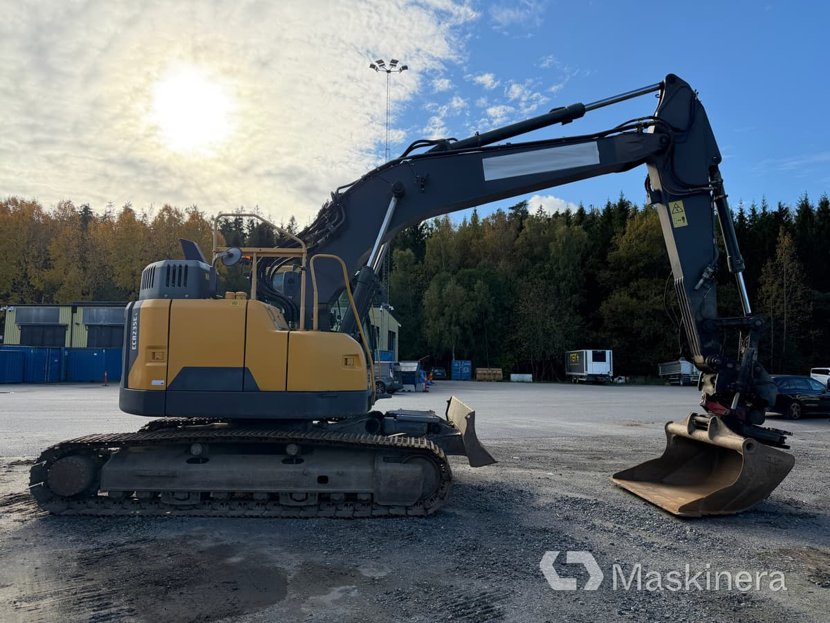 Grävmaskin Vovlo ECR235EL - Гусеничний екскаватор: фото 4 Grävmaskin Vovlo ECR235EL - Гусеничний екскаватор: фото 4