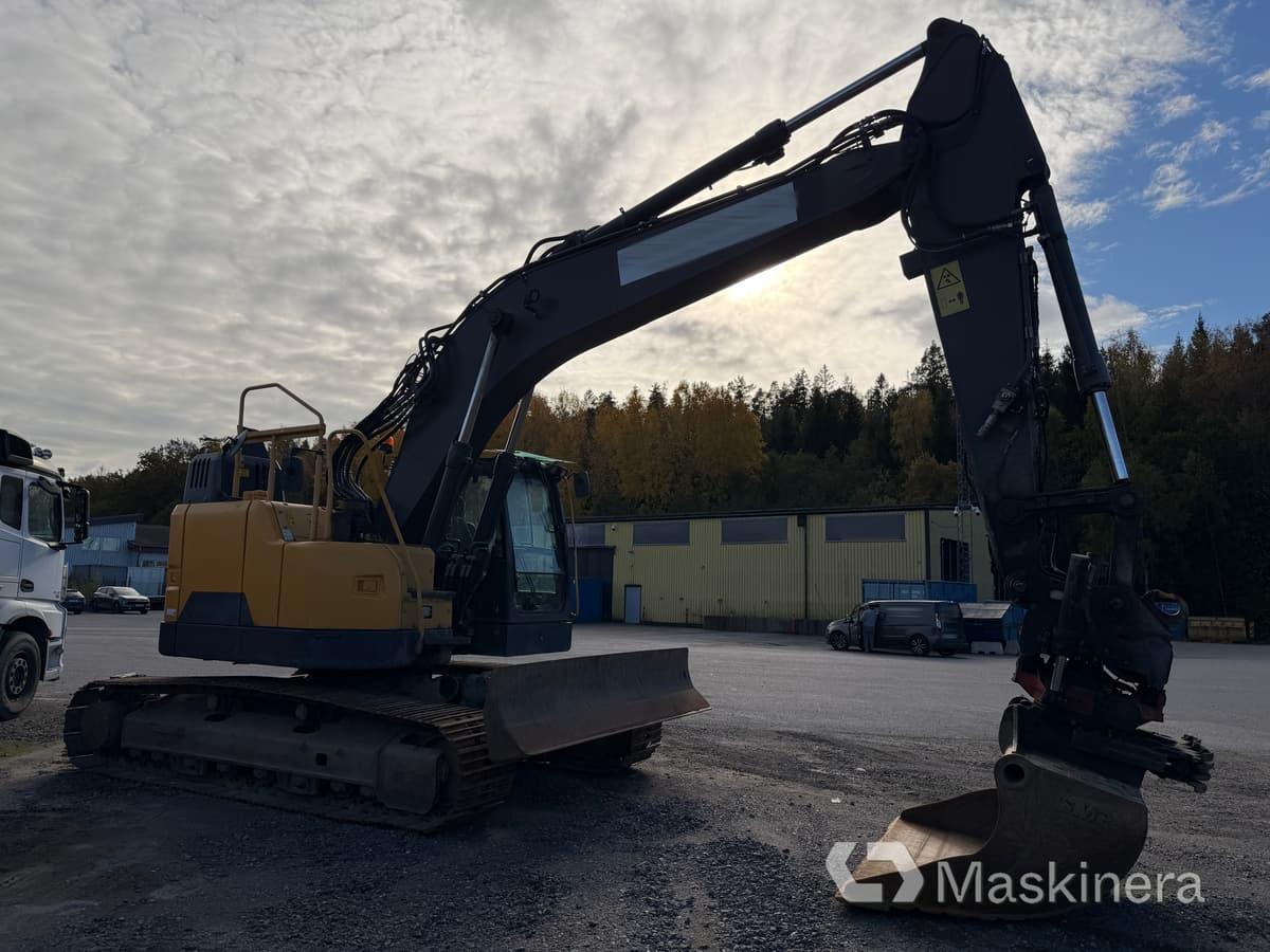 Grävmaskin Vovlo ECR235EL - Гусеничний екскаватор: фото 3 Grävmaskin Vovlo ECR235EL - Гусеничний екскаватор: фото 3