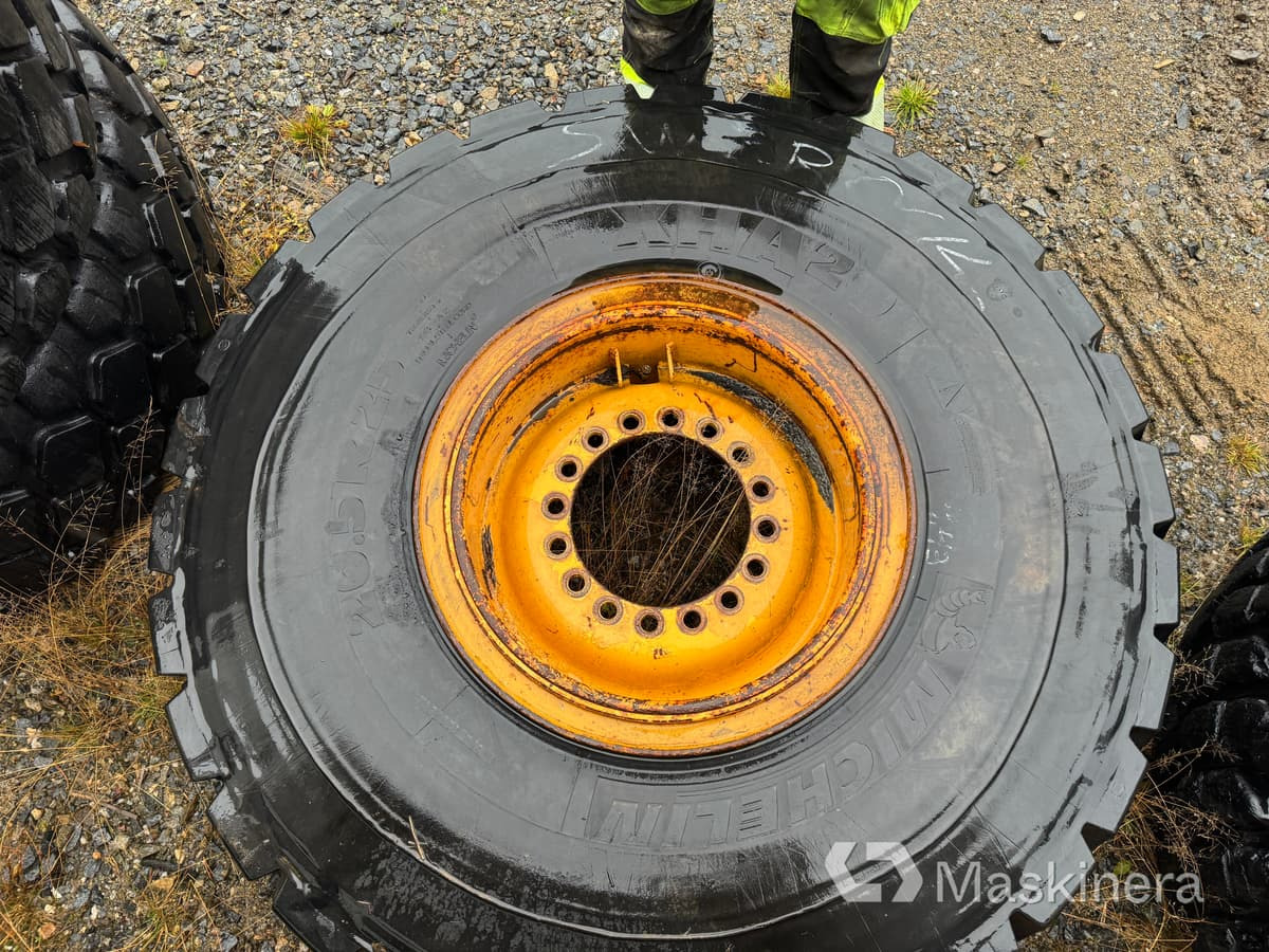 Hjul Michelin 20.5R25 Regummerat - Колесо в категорії Будівельна техніка: фото 5 Hjul Michelin 20.5R25 Regummerat - Колесо в категорії Будівельна техніка: фото 5
