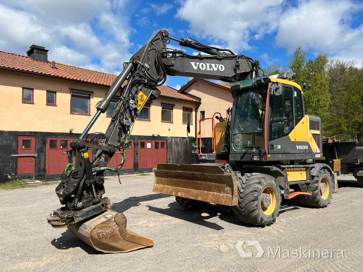 Hjulgrävare Volvo EWR150E med tillbehör - Гусеничний екскаватор: фото 2 Hjulgrävare Volvo EWR150E med tillbehör - Гусеничний екскаватор: фото 2