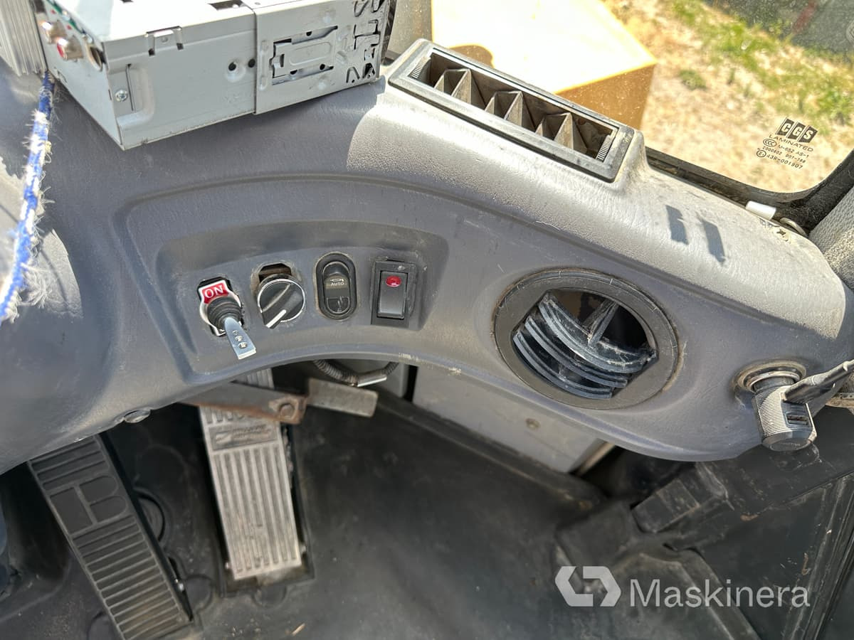Колісний навантажувач Hjullastare Komatsu WA500-6: фото 32