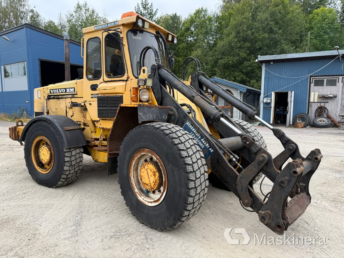 Hjullastare Volvo BM L70 - Колісний навантажувач: фото 1 Hjullastare Volvo BM L70 - Колісний навантажувач: фото 1