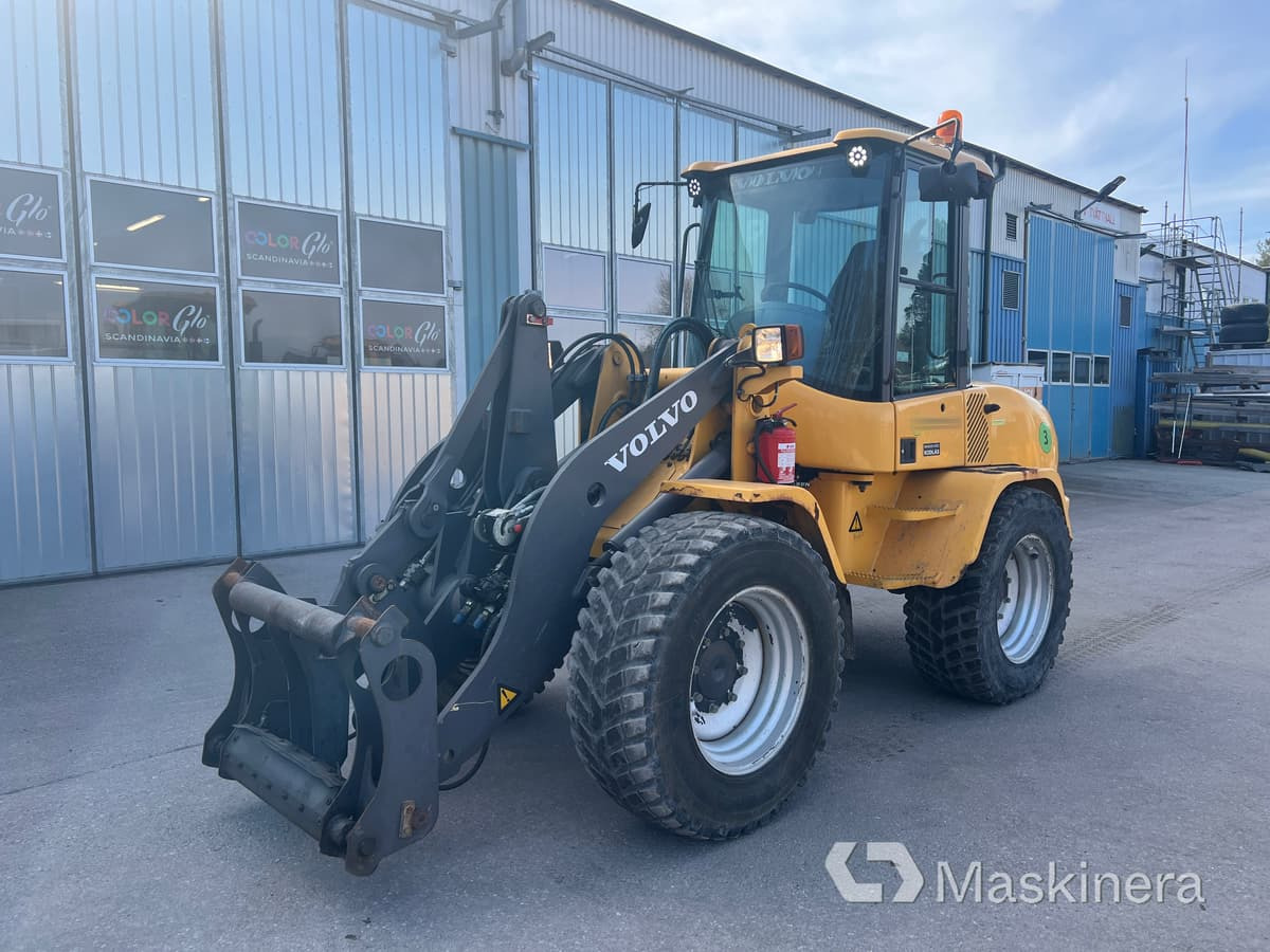 Hjullastare Volvo L35B - Колісний навантажувач: фото 1 Hjullastare Volvo L35B - Колісний навантажувач: фото 1