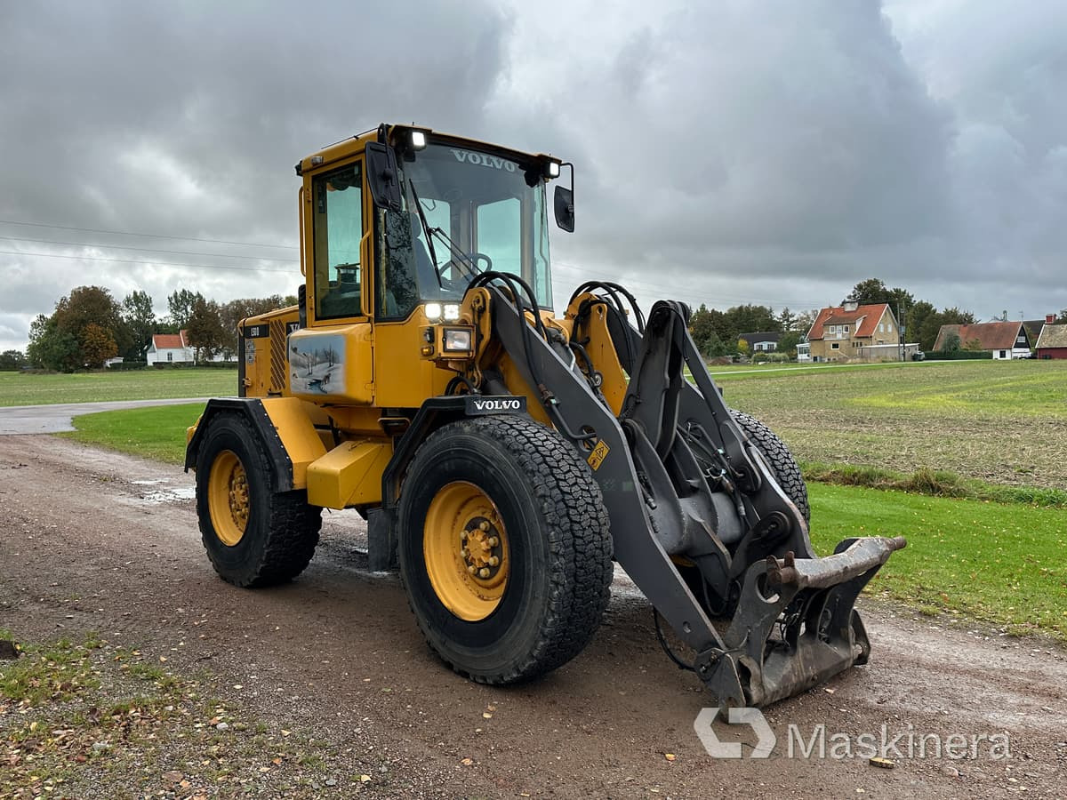 Hjullastare Volvo L50D - Колісний навантажувач: фото 1 Hjullastare Volvo L50D - Колісний навантажувач: фото 1