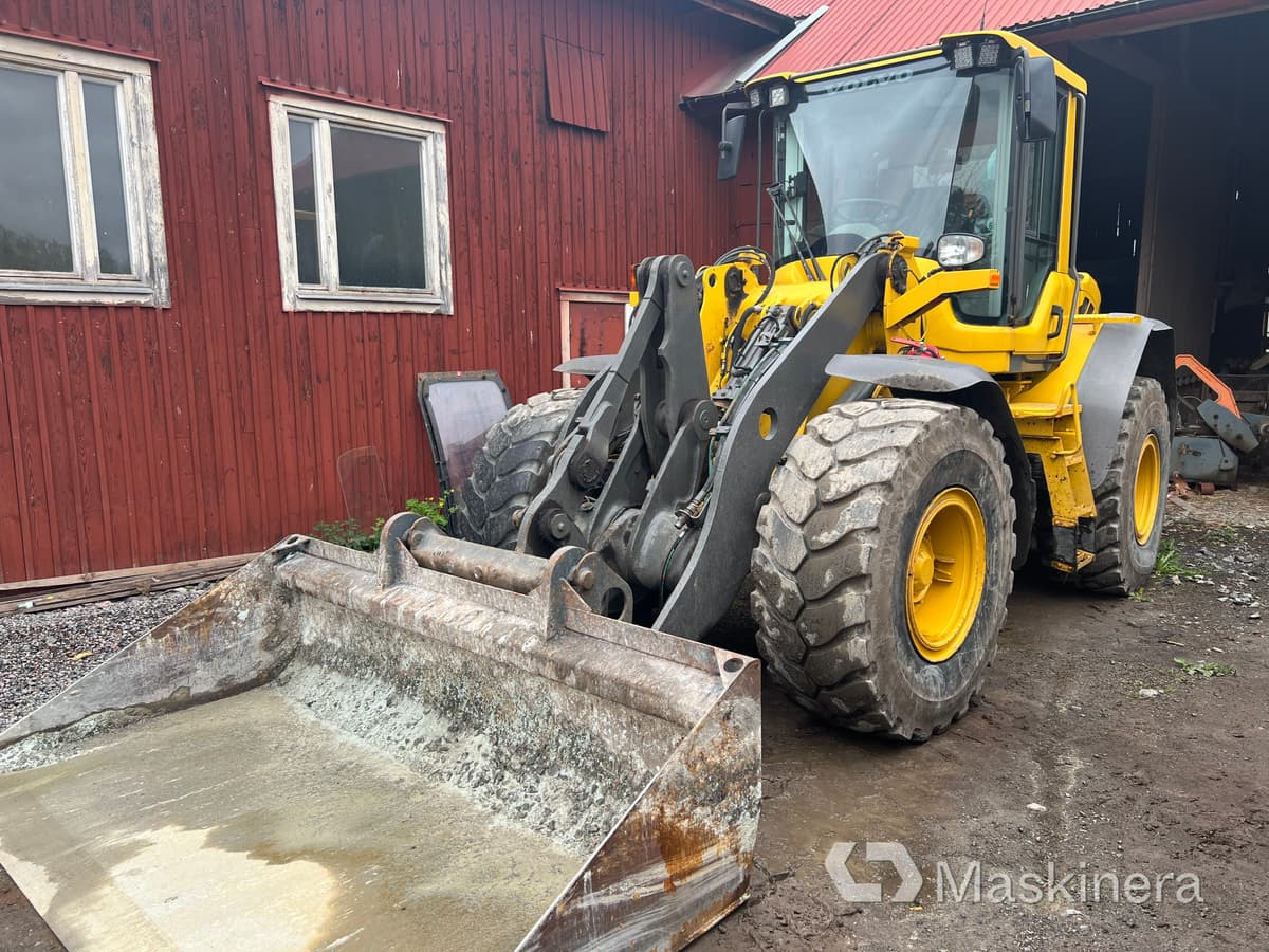 Hjullastare Volvo L60F - Колісний навантажувач: фото 1 Hjullastare Volvo L60F - Колісний навантажувач: фото 1