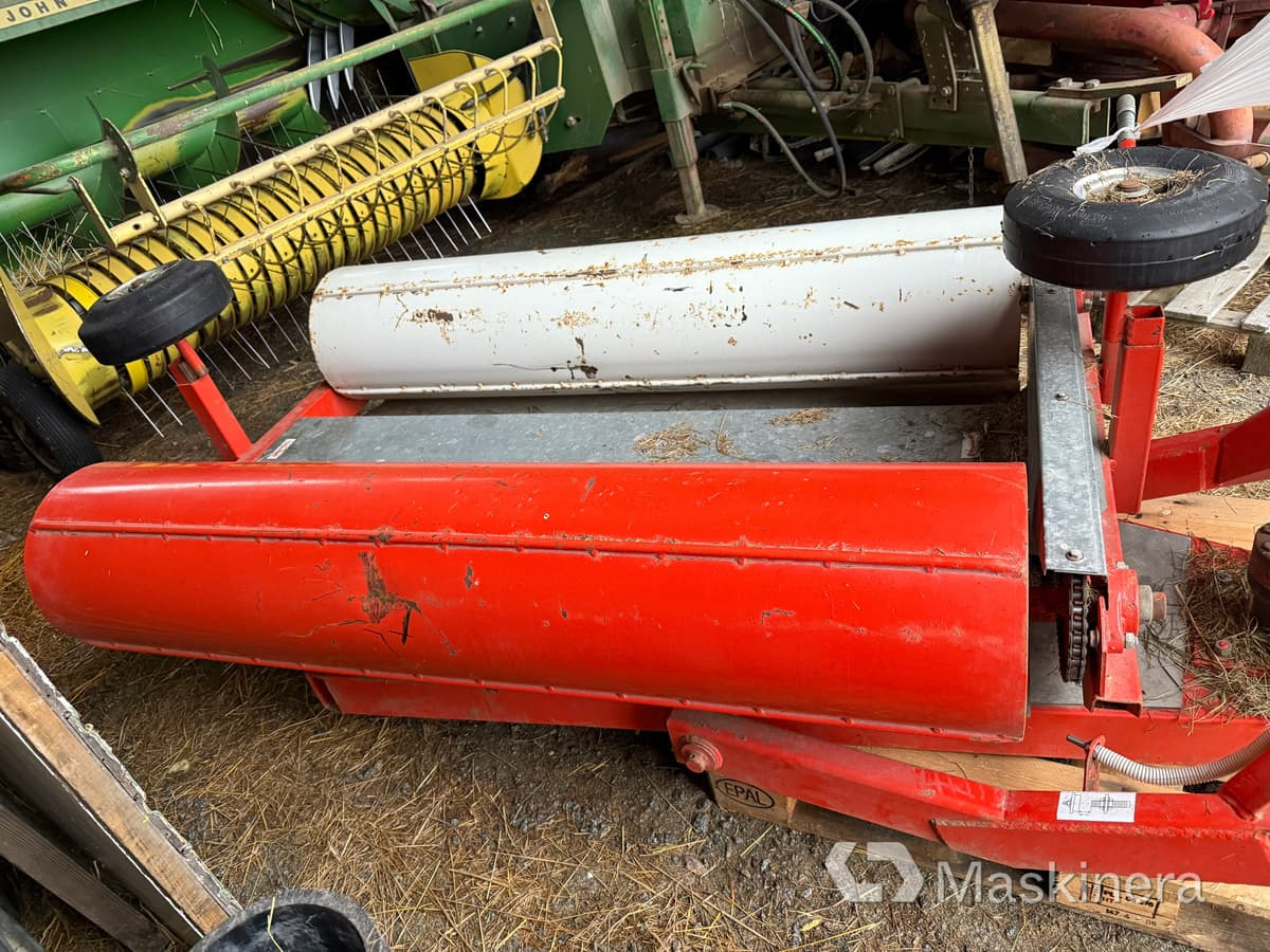 Inplastare Ysta Bale wrap 1600 med sidospakar - Обмотувальник рулонів: фото 3 Inplastare Ysta Bale wrap 1600 med sidospakar - Обмотувальник рулонів: фото 3