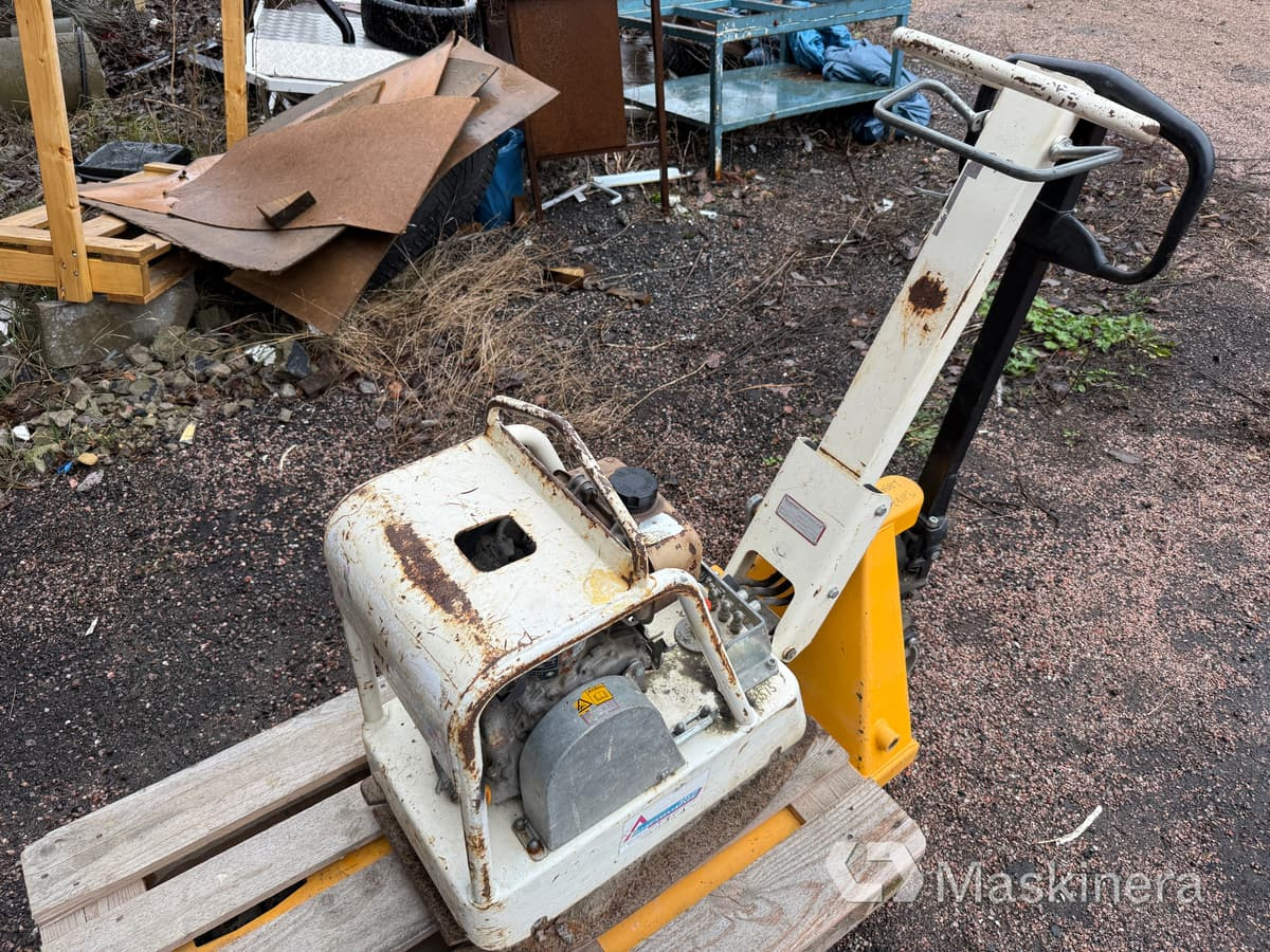 Markvibrator Swepac FB 145 - Віброплита: фото 3 Markvibrator Swepac FB 145 - Віброплита: фото 3