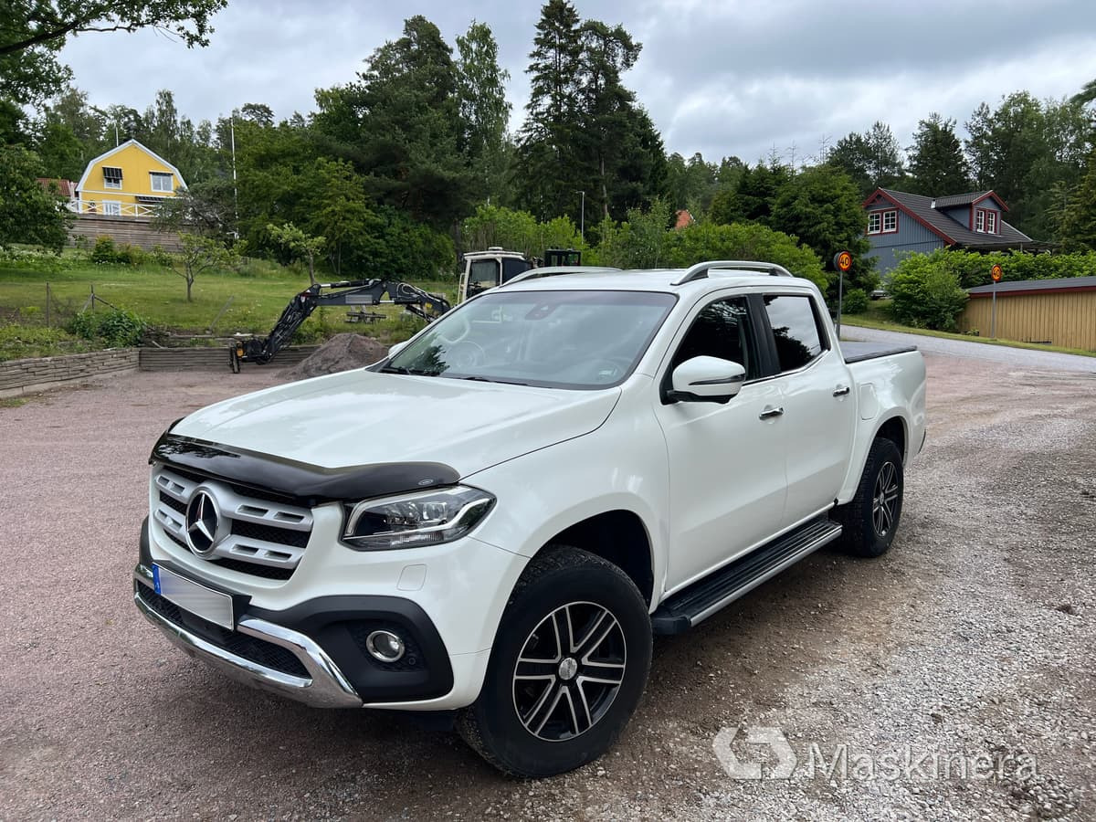 Pickup Mercedes-Benz X 250 d - Суцільнометалевий фургон: фото 1 Pickup Mercedes-Benz X 250 d - Суцільнометалевий фургон: фото 1