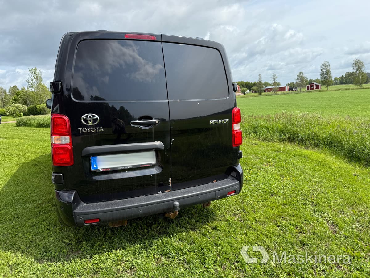 Skåpbil Toyota Proace 2,0 D - Суцільнометалевий фургон: фото 4 Skåpbil Toyota Proace 2,0 D - Суцільнометалевий фургон: фото 4