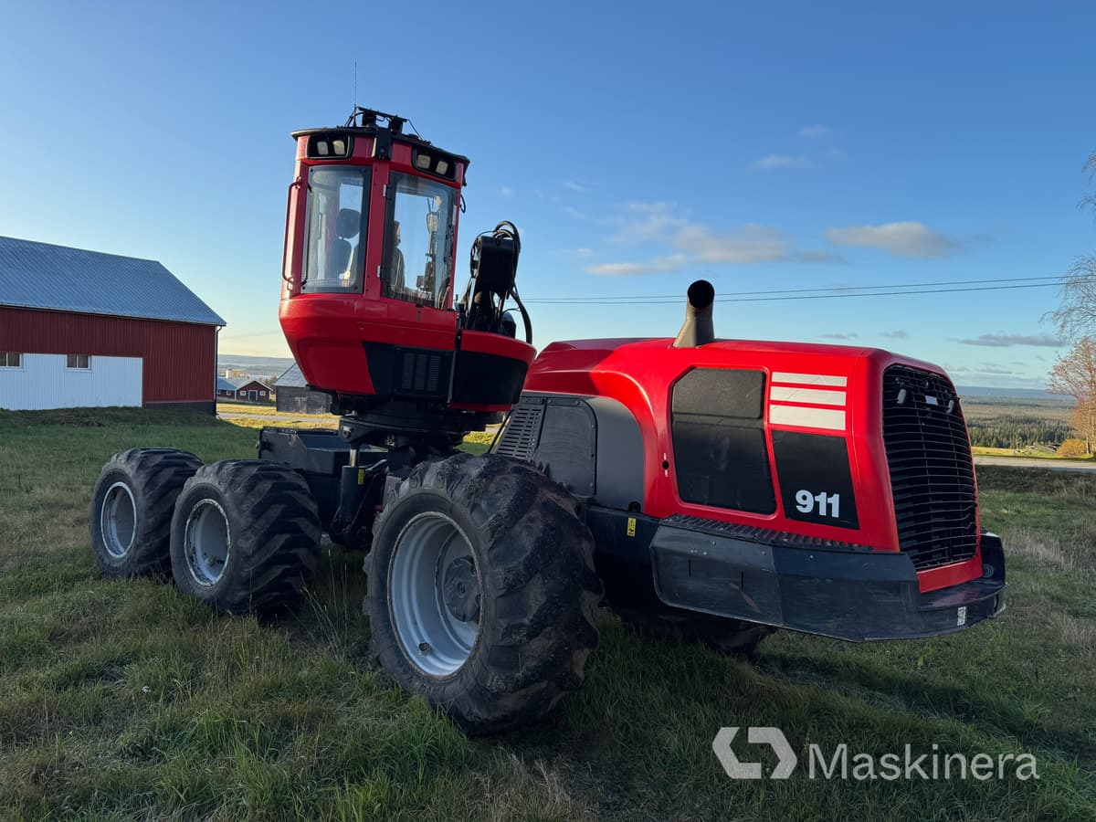 Skördare Komatsu XH 911 CX-6 - Харвестер: фото 3 Skördare Komatsu XH 911 CX-6 - Харвестер: фото 3