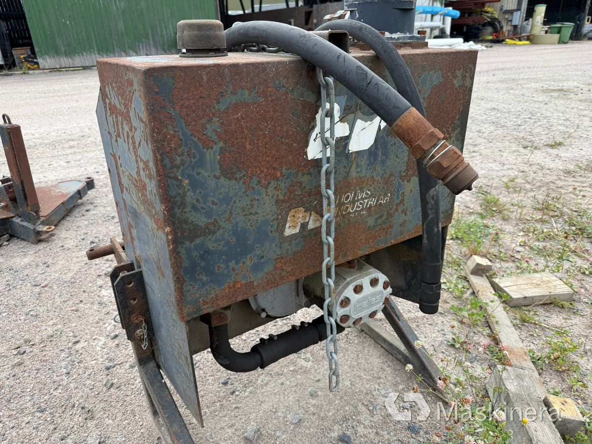 Щітка дорожня Sopvals Holms SBHL-T220 med vattentank och hydraultank: фото 25