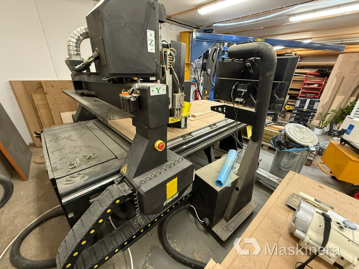 TigerTec CNC router TR408 AD - Деревообробний верстат: фото 3 TigerTec CNC router TR408 AD - Деревообробний верстат: фото 3