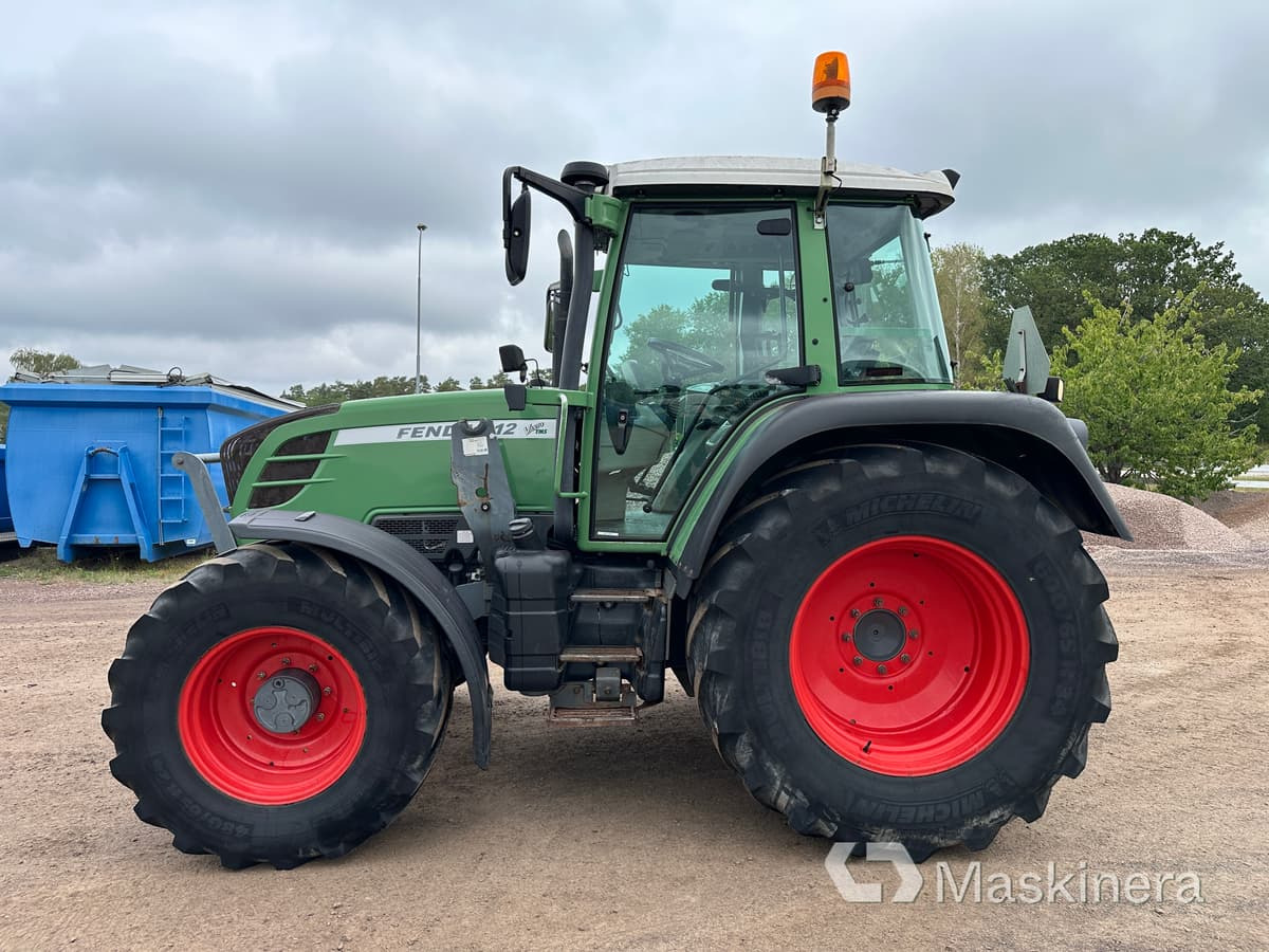 Traktor Fendt 312 Vario - Трактор: фото 2 Traktor Fendt 312 Vario - Трактор: фото 2