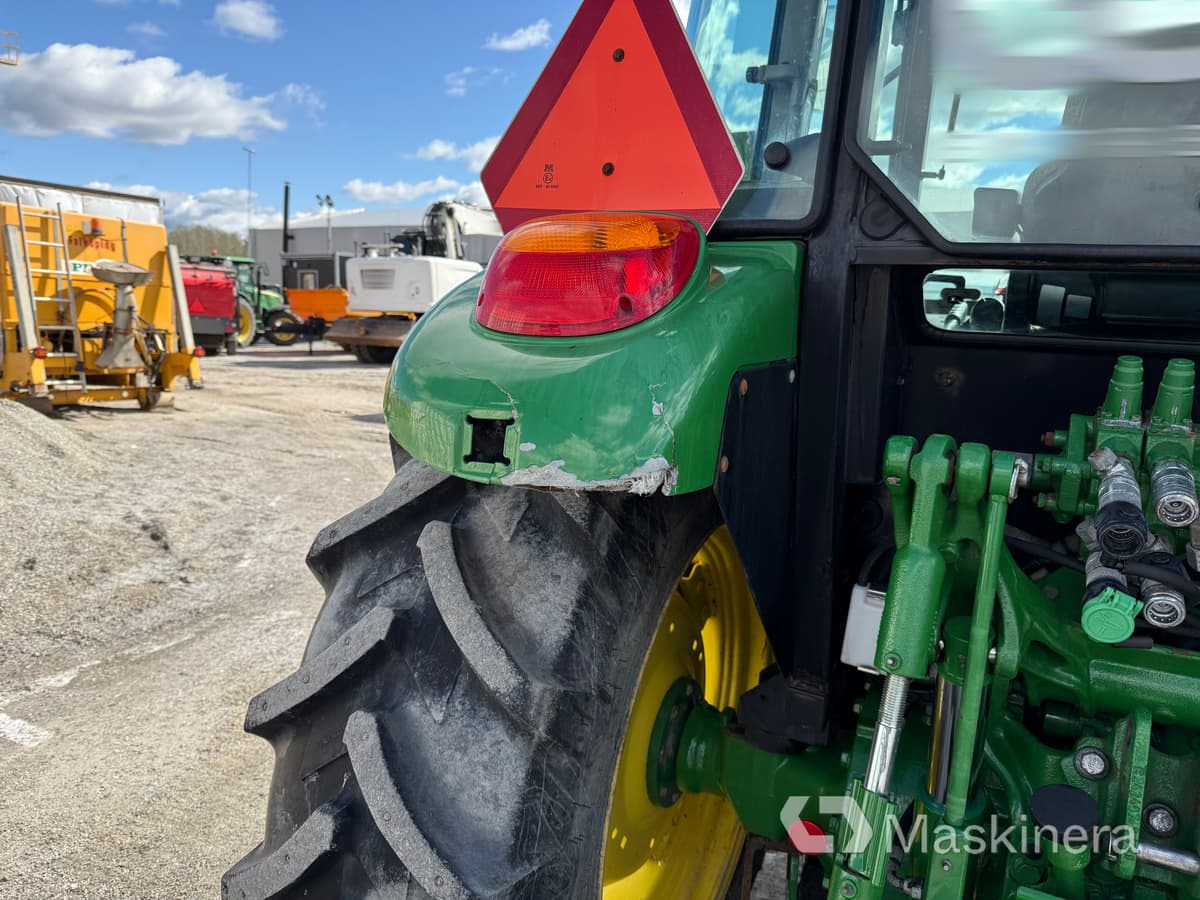 Трактор Traktor John Deere 5075M med snöutrustning: фото 22