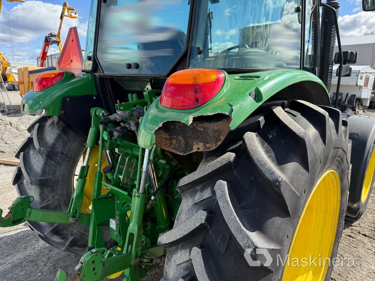 Трактор Traktor John Deere 5075M med snöutrustning: фото 26