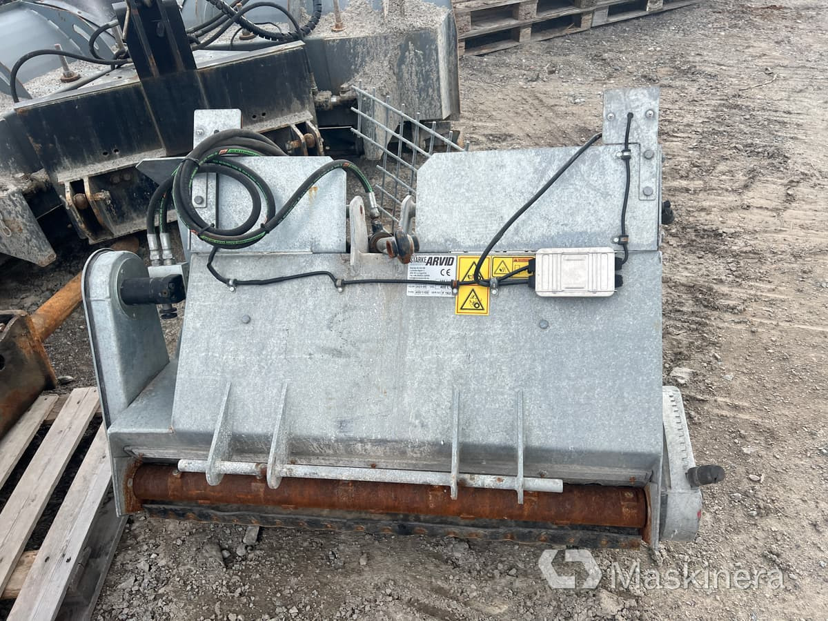Трактор Traktor John Deere 5075M med snöutrustning: фото 48