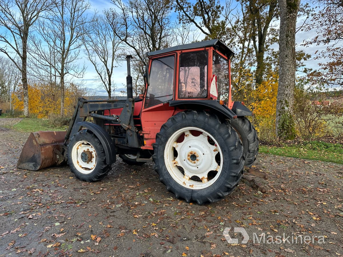 Traktor Valmet 405-4 med frontlastare - Трактор: фото 5 Traktor Valmet 405-4 med frontlastare - Трактор: фото 5
