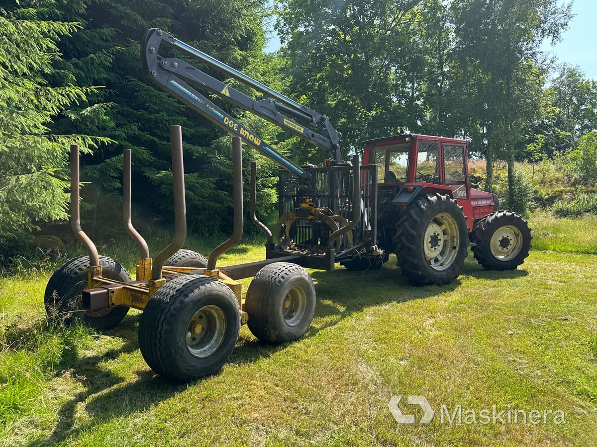 Трактор, Лісовий причіп Traktor Volvo BM 805-4 med skogsvagn och kran: фото 10