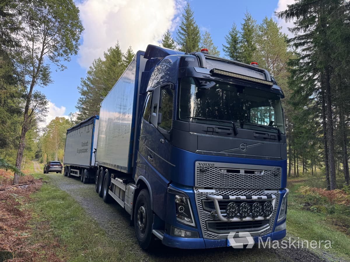 Flisbil Volvo FH16 8X4 med kran & sidtipp - Тягач, Самоскид причіп: фото 3 Flisbil Volvo FH16 8X4 med kran & sidtipp - Тягач, Самоскид причіп: фото 3