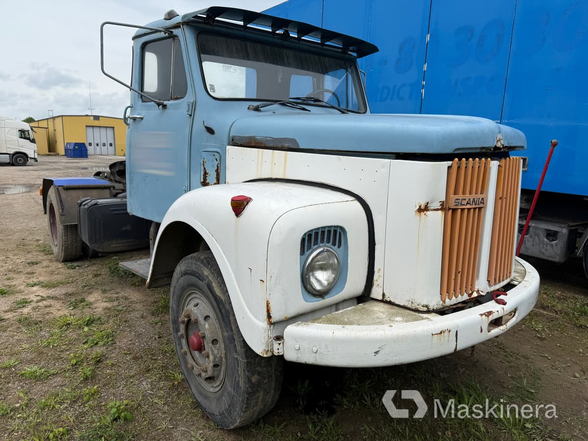 Lastbil Scania L 80 S 42 155 (Reparationsobjekt) - Тягач: фото 3 Lastbil Scania L 80 S 42 155 (Reparationsobjekt) - Тягач: фото 3
