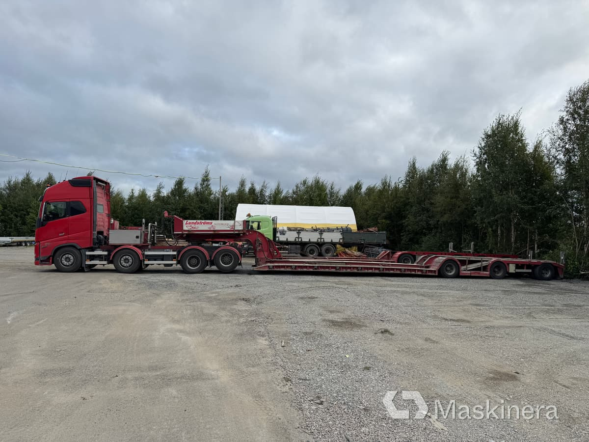 Volvo FH16 750 HP 8*4, Trailerteknik T3-66-KNOUT-S, Vang Athls 11111 Tungdragare Volvo FH16 750 med två maskintrailers - Тягач, Автовоз напівпричіп: фото 2 Volvo FH16 750 HP 8*4, Trailerteknik T3-66-KNOUT-S, Vang Athls 11111 Tungdragare Volvo FH16 750 med två maskintrailers - Тягач, Автовоз напівпричіп: фото 2
