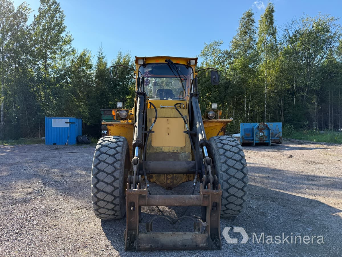 Volvo BM L70 Hjullastare Volvo L70 med snöredskap - Колісний навантажувач: фото 4 Volvo BM L70 Hjullastare Volvo L70 med snöredskap - Колісний навантажувач: фото 4